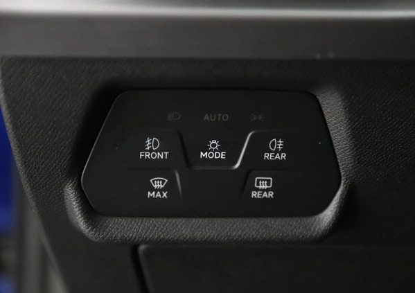 Seat Leon cena 84800 przebieg: 118805, rok produkcji 2020 z Jabłonowo Pomorskie małe 326